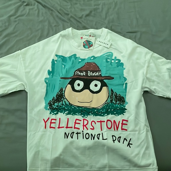 This is a white b2ss shirt that is brand new. - Picture 1 of 3